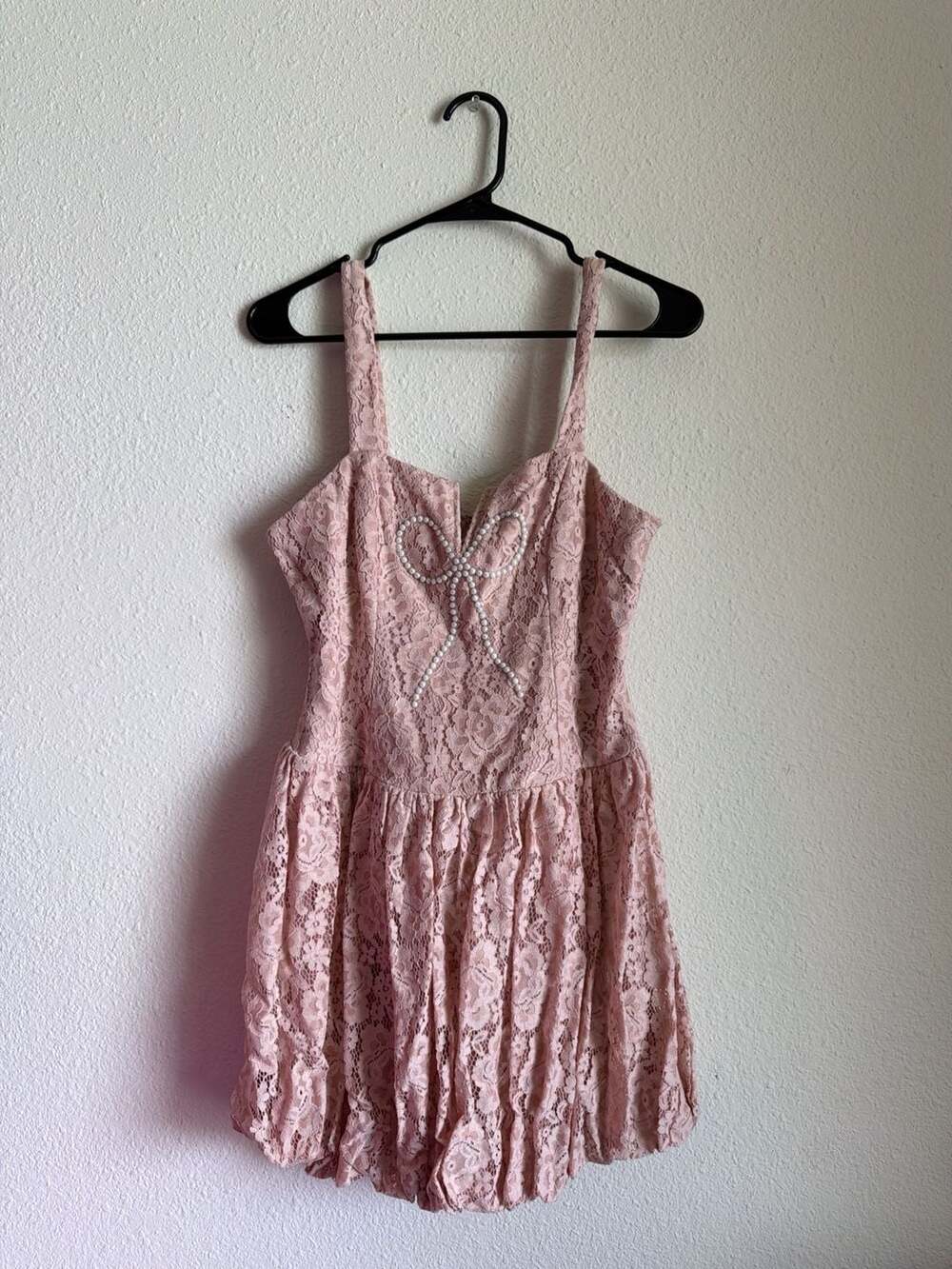 City Vibe Pink Lace Pearl Bow Bubble Hem Romper Size 9